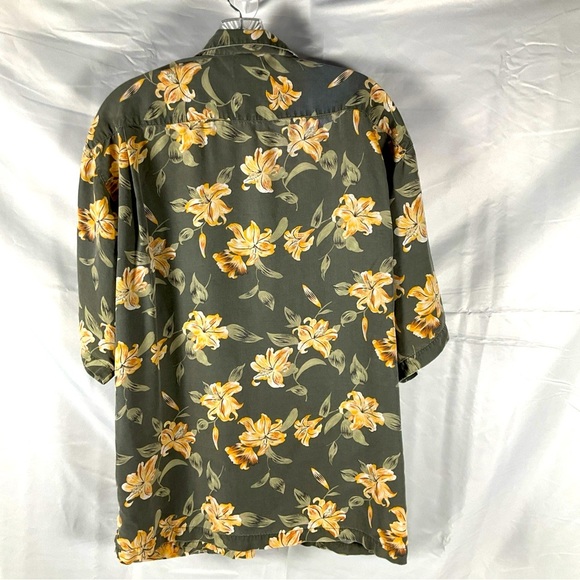 Tommy Bahama Men’s Gray Green Sz Lg Honeysuckle Button Down 100% Rayon Shirt - Picture 2 of 8